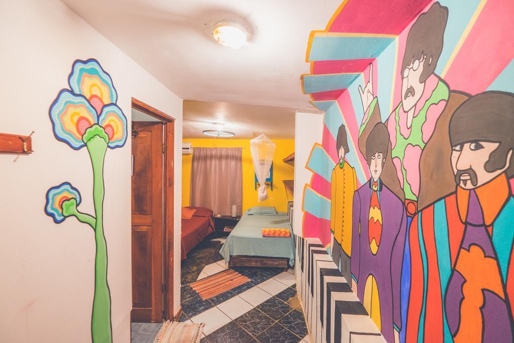 Pura Vida Hostel タマリンド エクステリア 写真